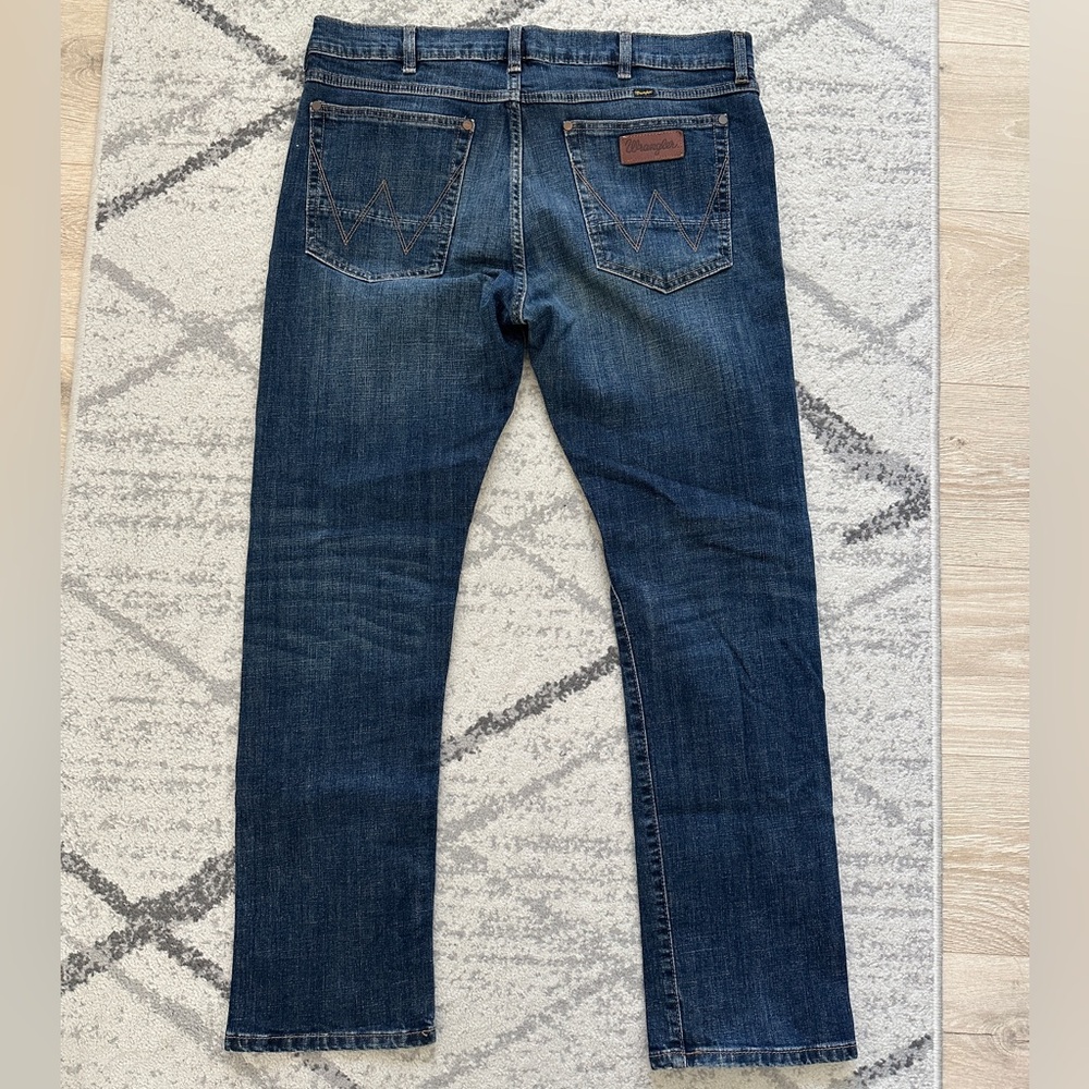 (2) Wrangler Men’s Slim Jeans - size 36x30 - Picture 8 of 11